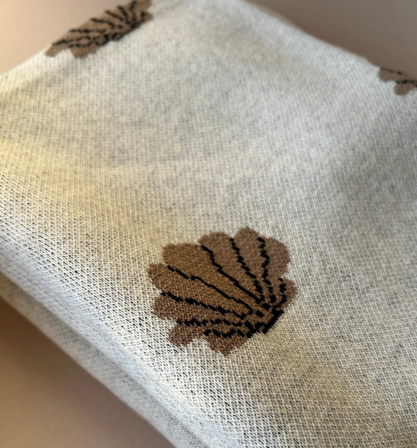 Cotton knit Shell Baby Blanket