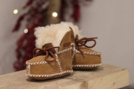 Sheepskin Soft Childrens Fur Booties - Chestnut