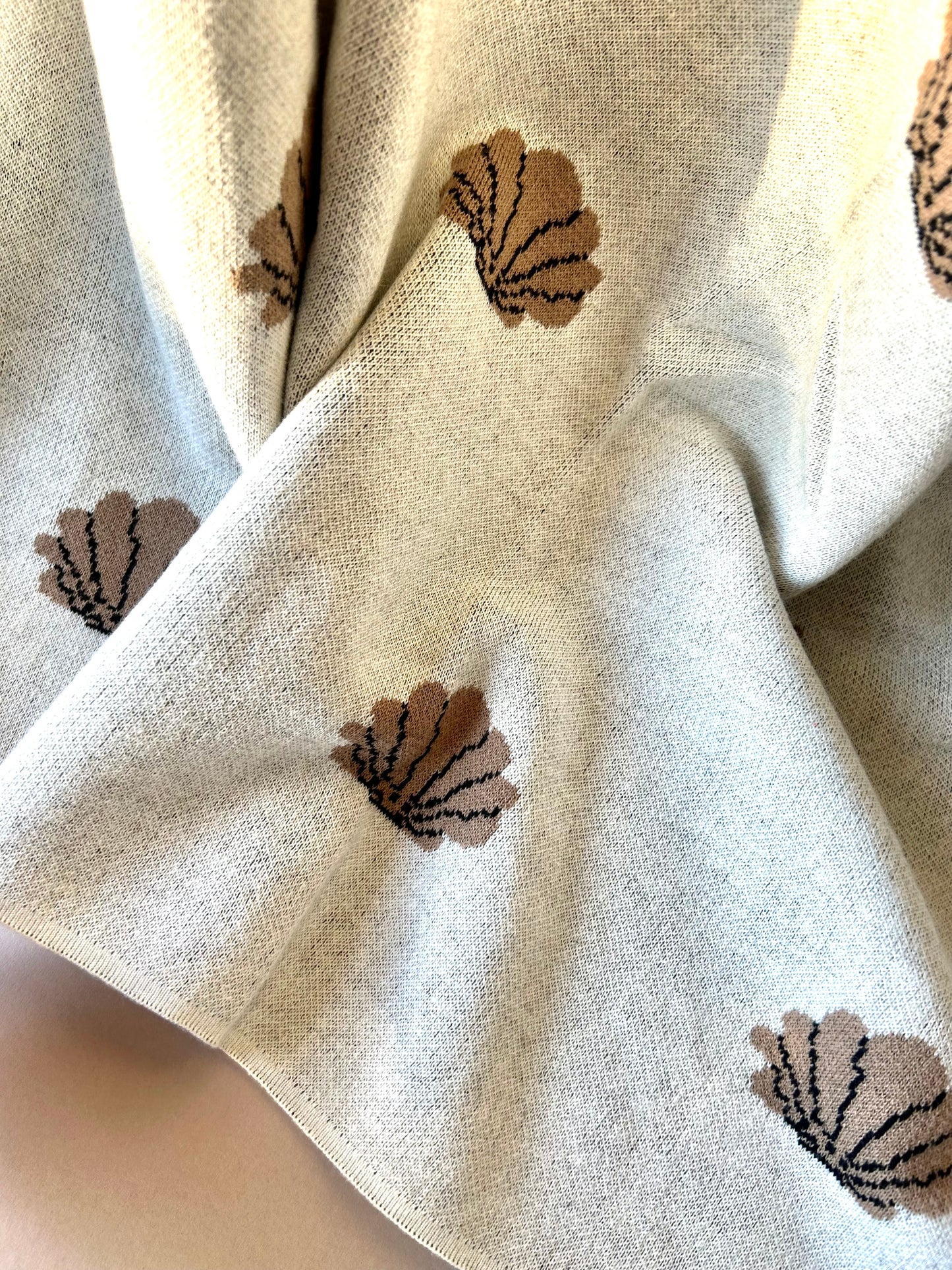 Cotton knit Shell Baby Blanket