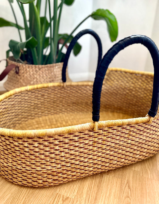 Handcrafted Moses basket - ‘Fika’