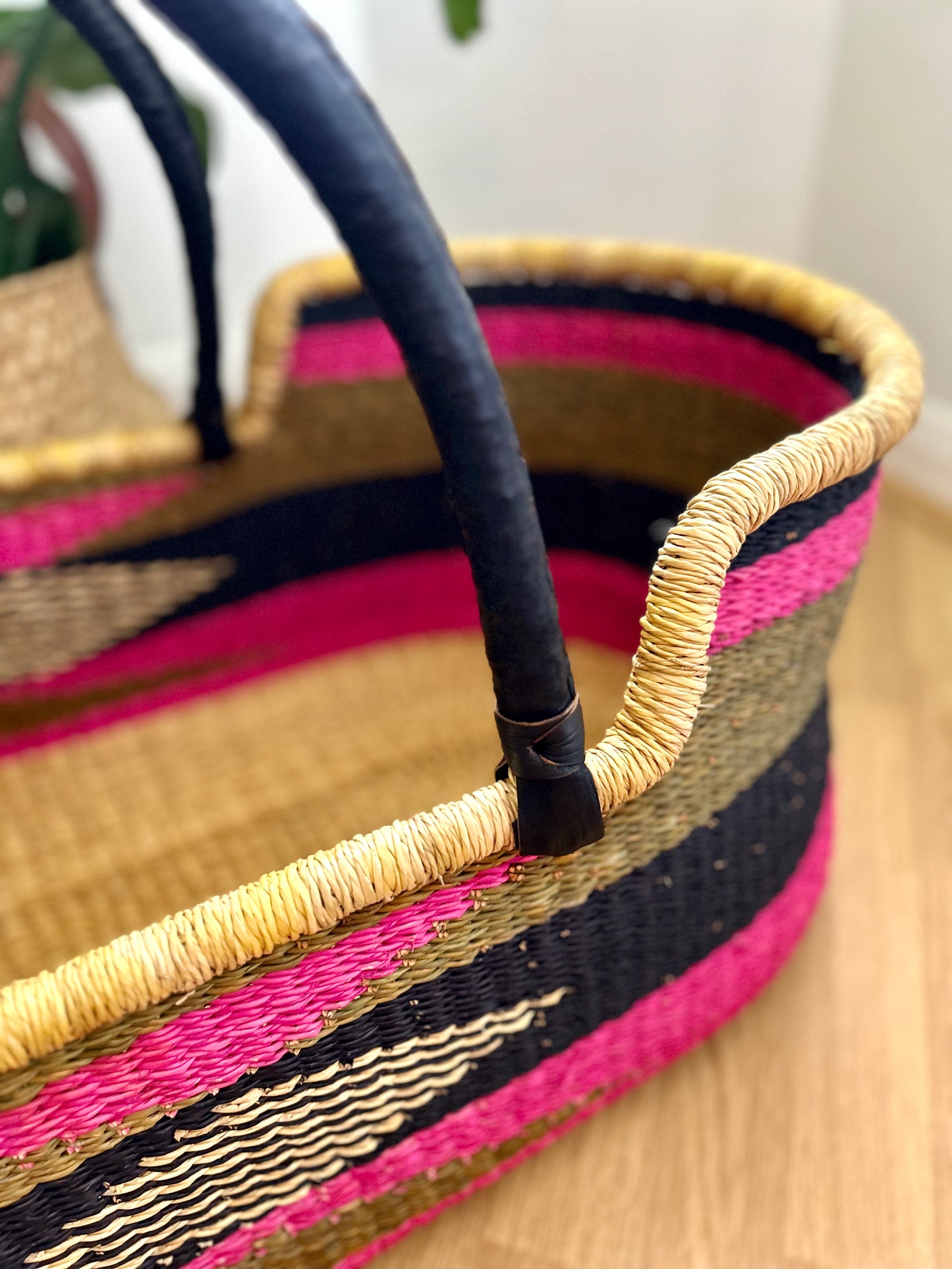 Handcrafted Moses basket - ‘Zuri’