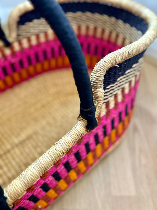 Handcrafted Moses basket - ‘Sissi’