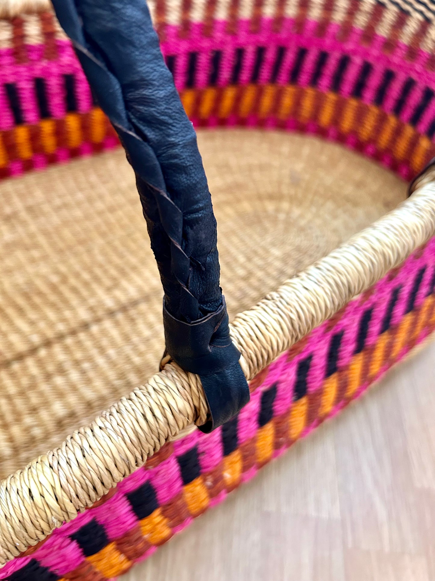 Handcrafted Moses basket - ‘Sissi’