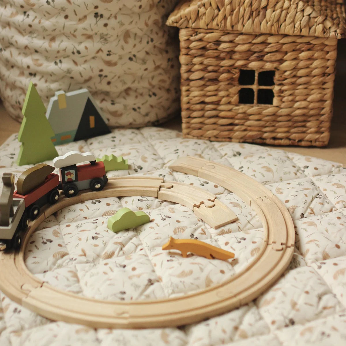 Stay & Play mat - Grasslands