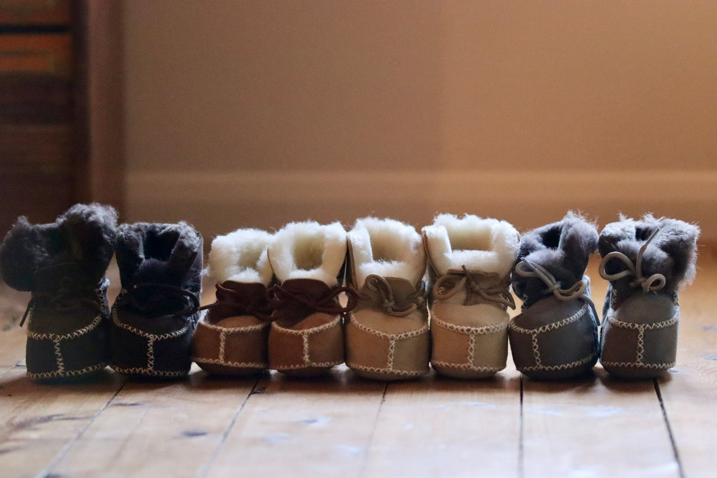 Sheepskin Soft Childrens Fur Booties - Chestnut