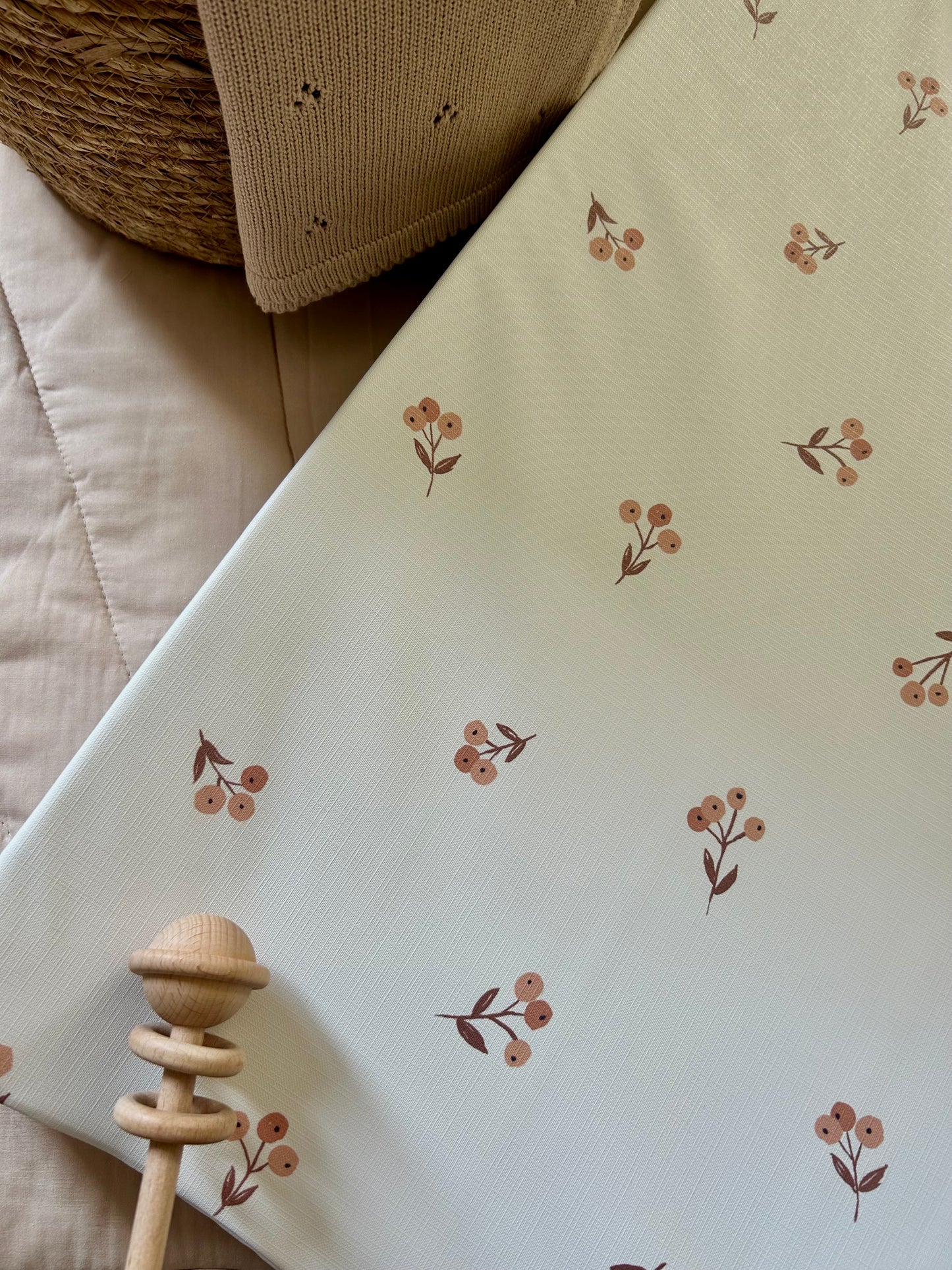 Summer Berries Anti - Roll Wedge Changing Mat